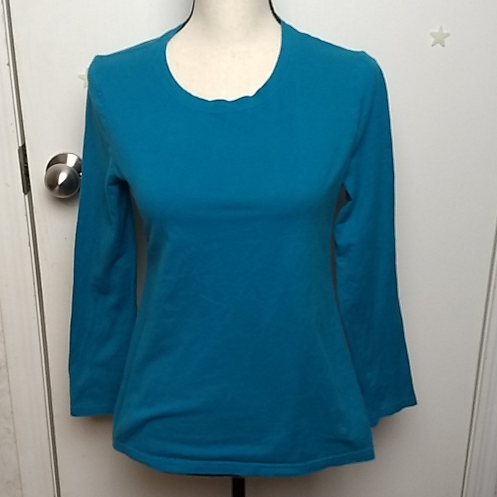 Faded Glory long sleeve tee size medium